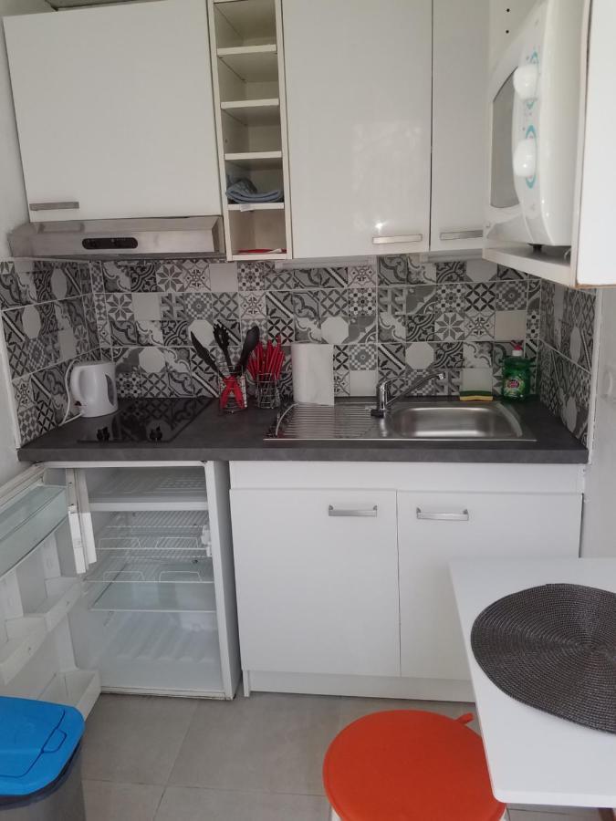 Petit Logement Dans Un Ecrin De Verdure Saint-Herblain Kültér fotó